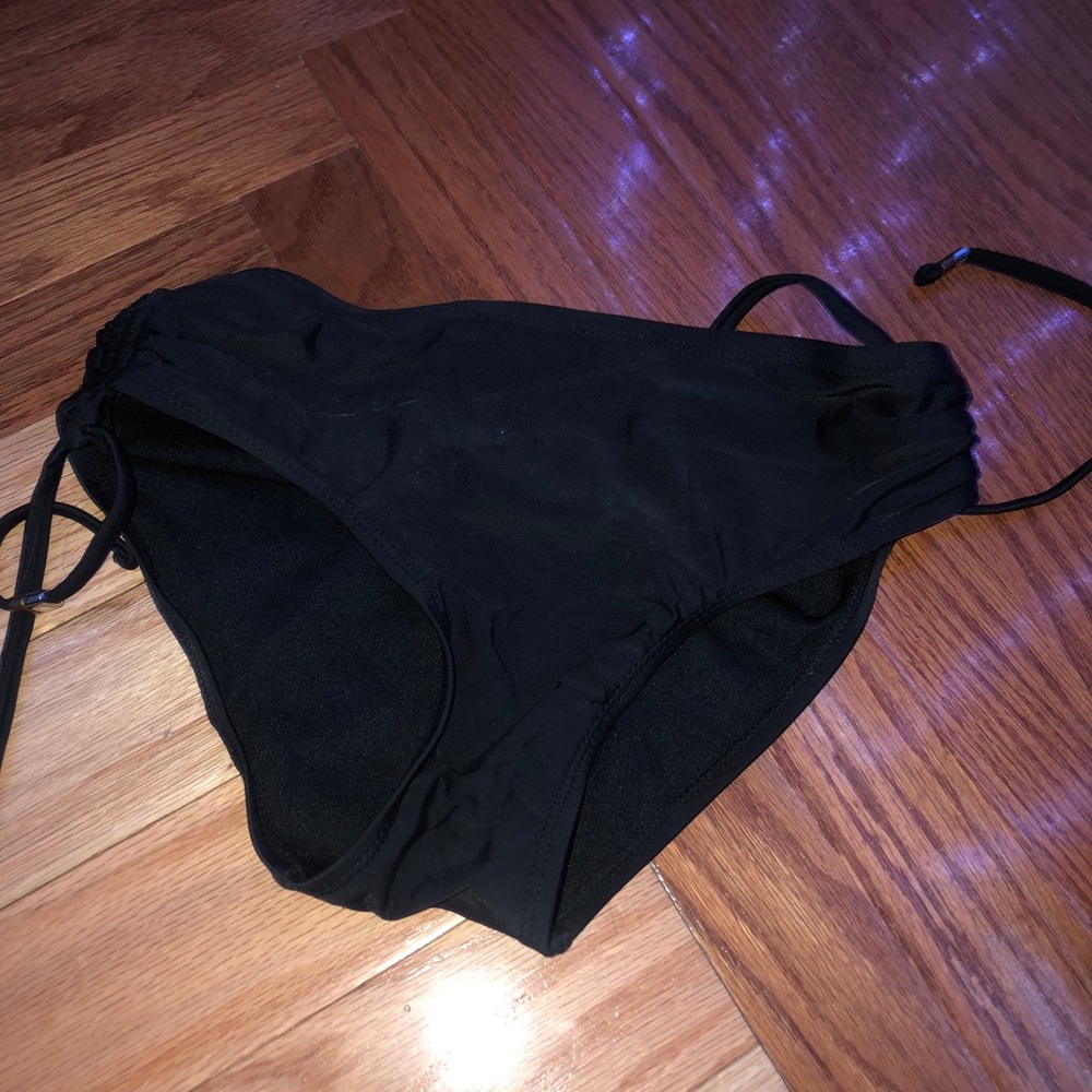 Bathing suit bottoms